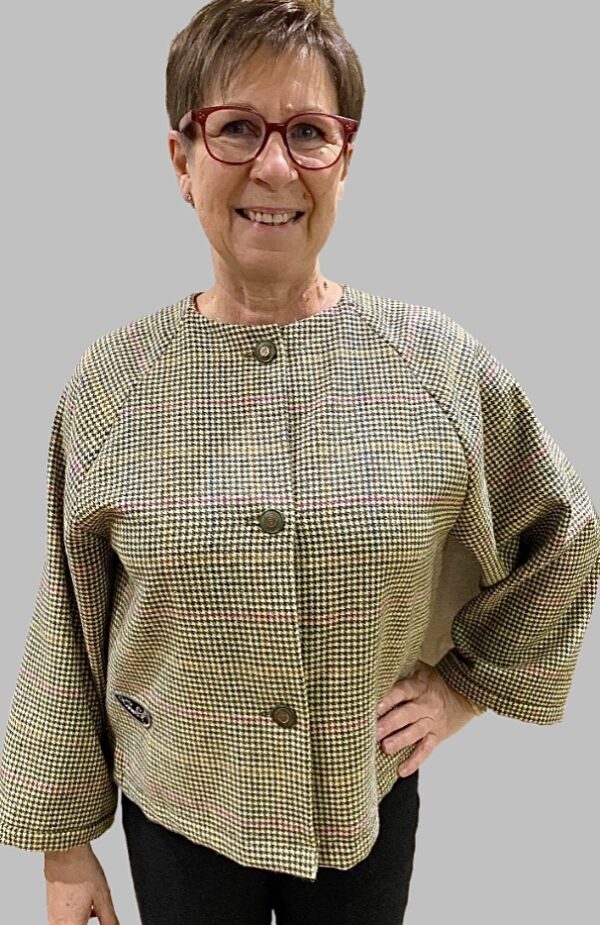 VESTE