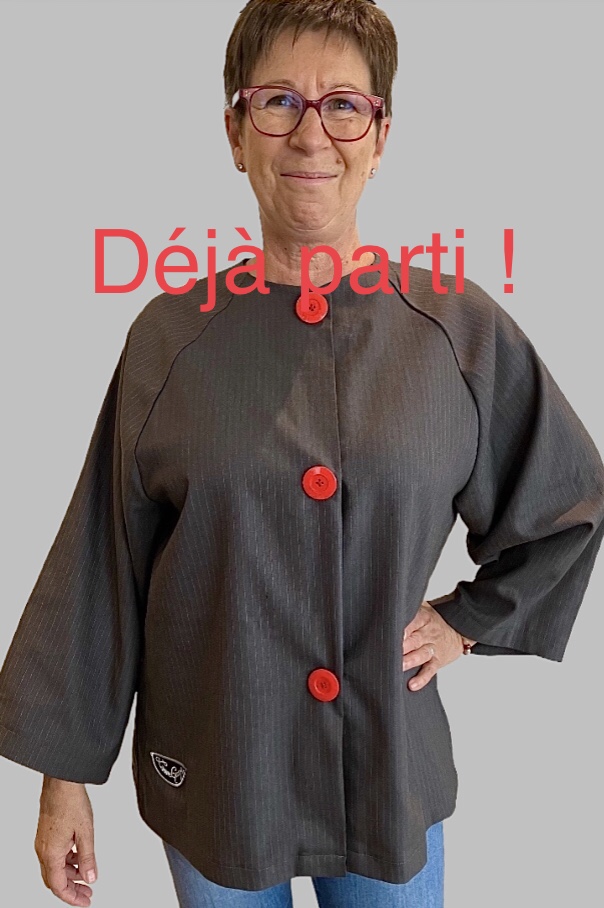 VESTE