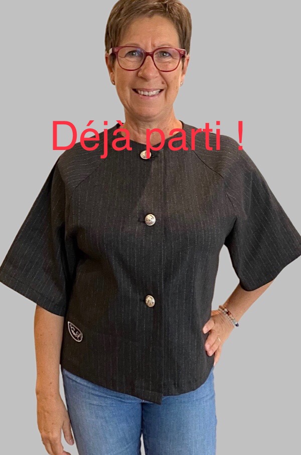 VESTE