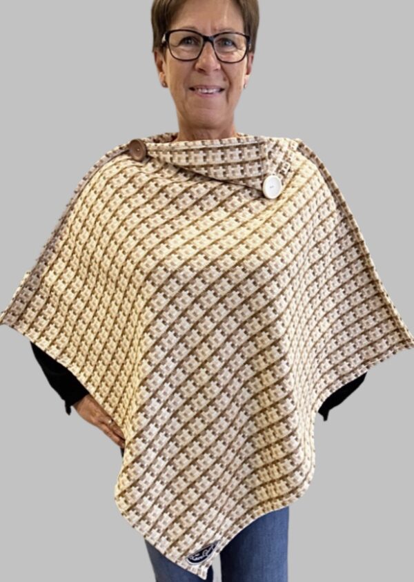 CAPE PONCHO